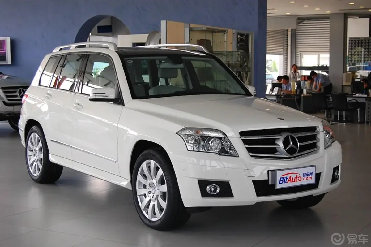 奔驰GLK级(进口)GLK 300 4MATIC 豪华型外观