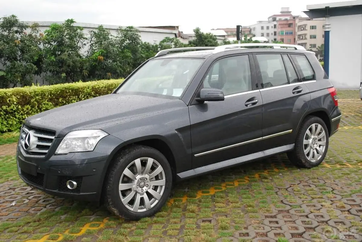 奔驰GLK级(进口)GLK 300 4MATIC 豪华型外观