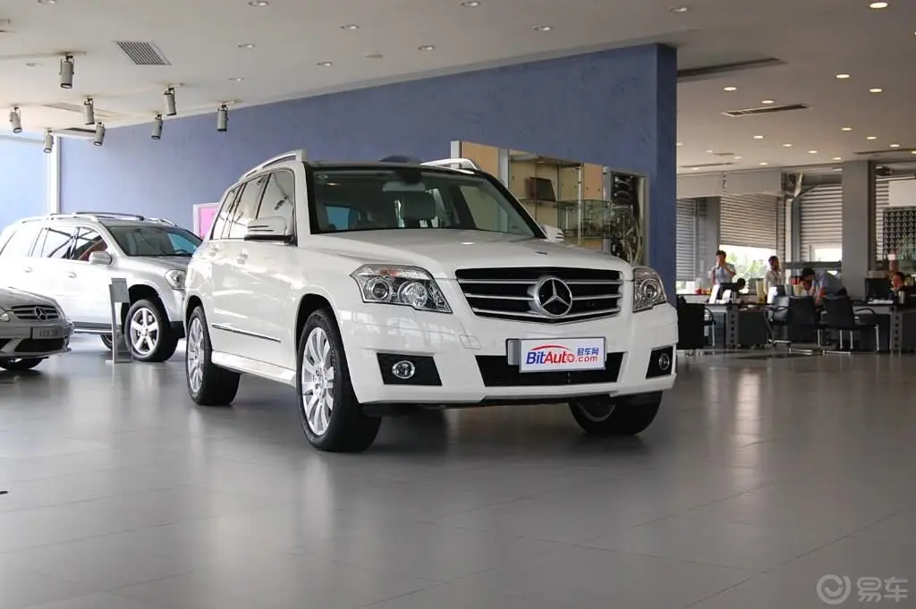 奔驰GLK级(进口)GLK 300 4MATIC 豪华型外观