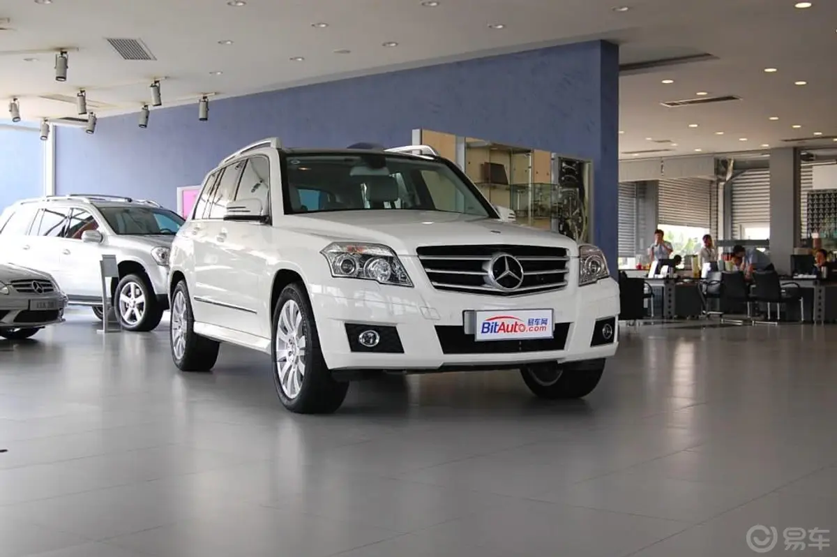 奔驰GLK级(进口)GLK 300 4MATIC 豪华型外观