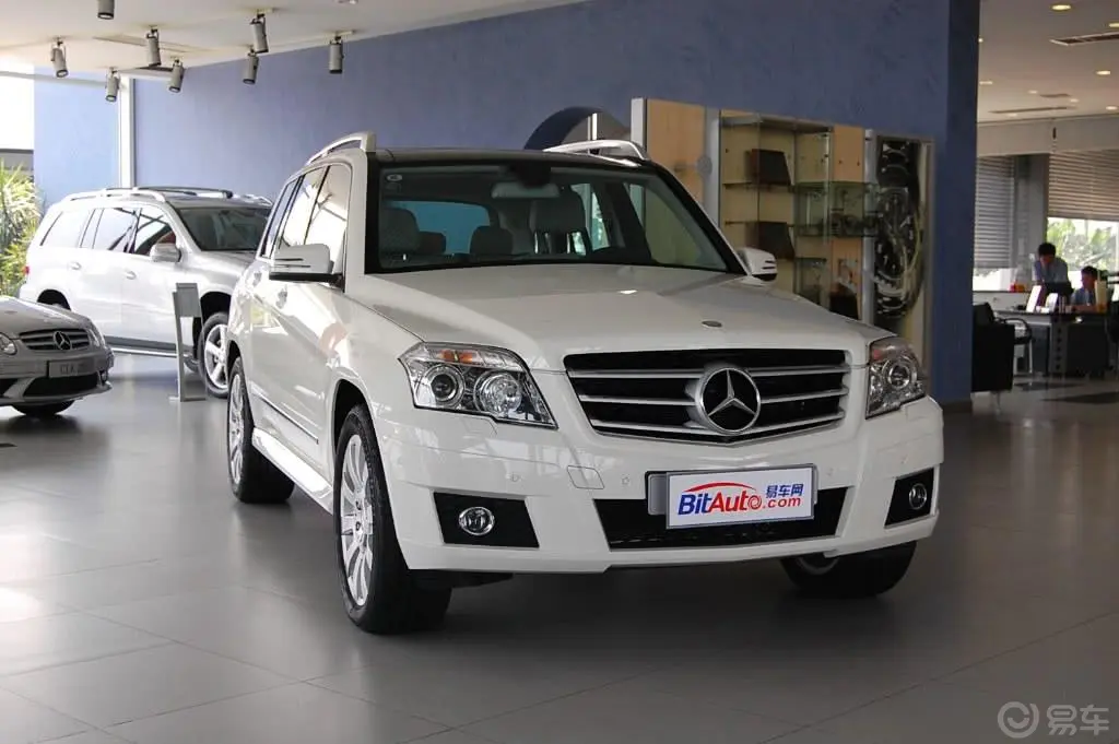 奔驰GLK级(进口)GLK 300 4MATIC 豪华型外观