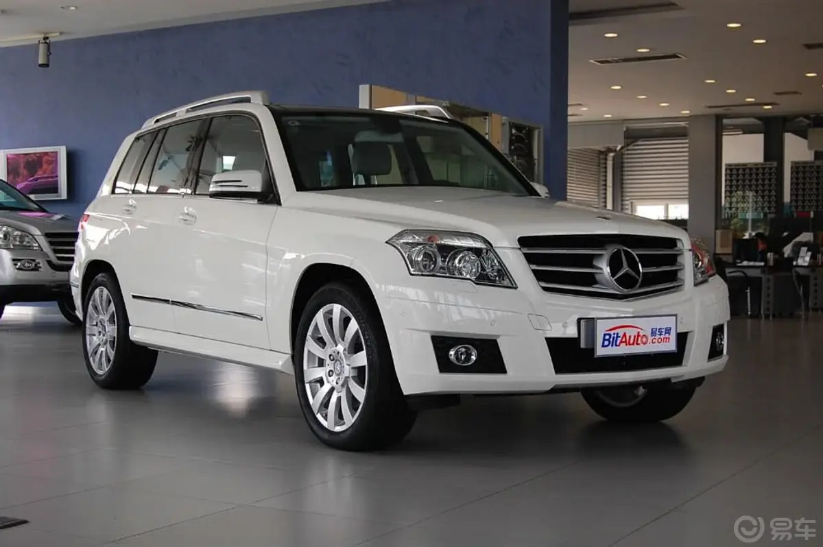 奔驰GLK级(进口)GLK 300 4MATIC 豪华型外观