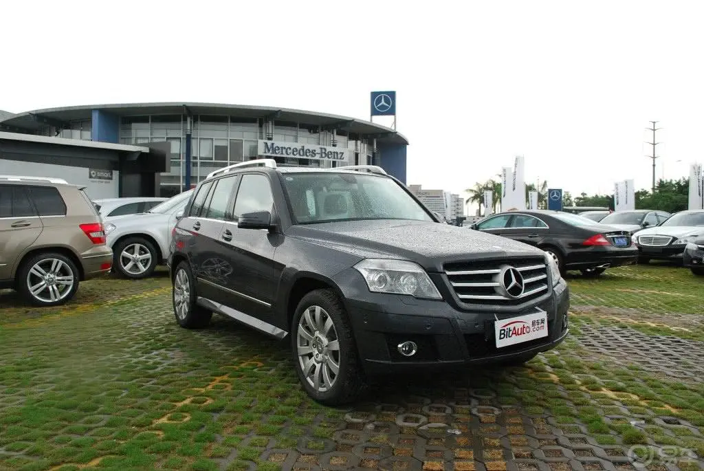 奔驰GLK级(进口)GLK 300 4MATIC 豪华型外观