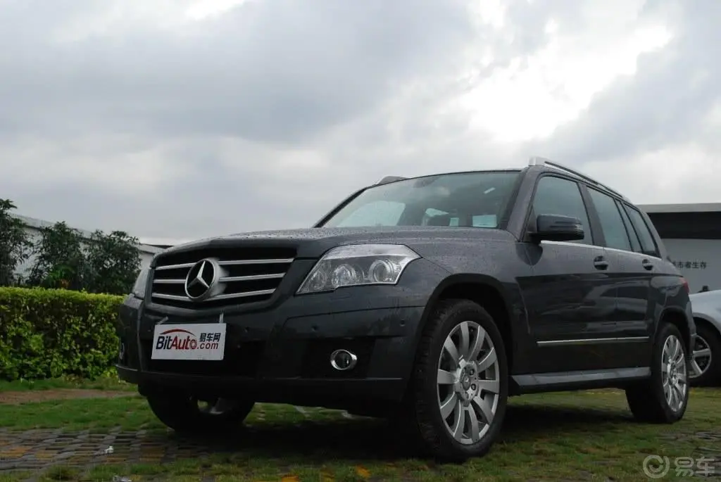 奔驰GLK级(进口)GLK 300 4MATIC 豪华型外观