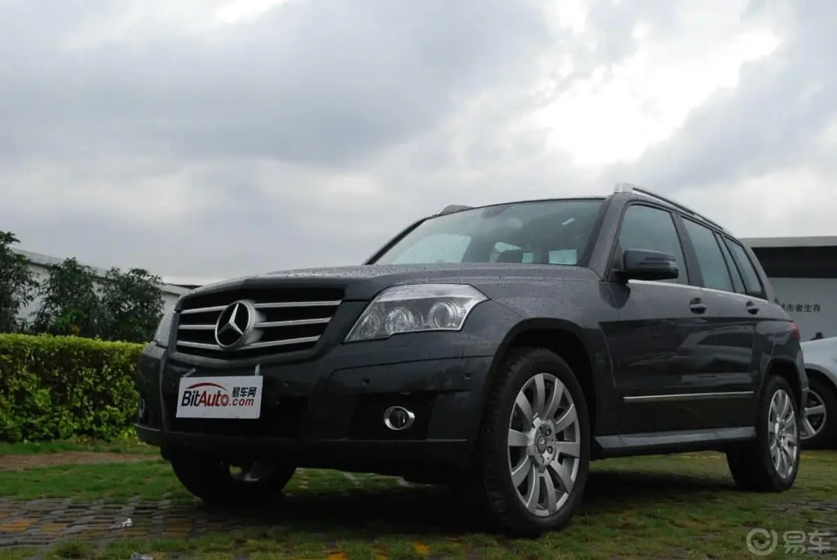 奔驰GLK级(进口)GLK 300 4MATIC 豪华型外观