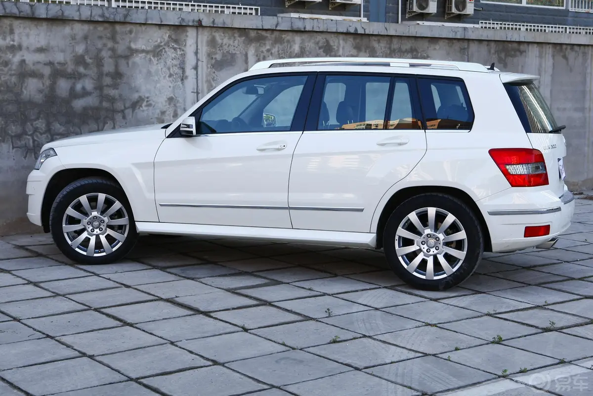 奔驰GLK级(进口)GLK 300 4MATIC 豪华型外观