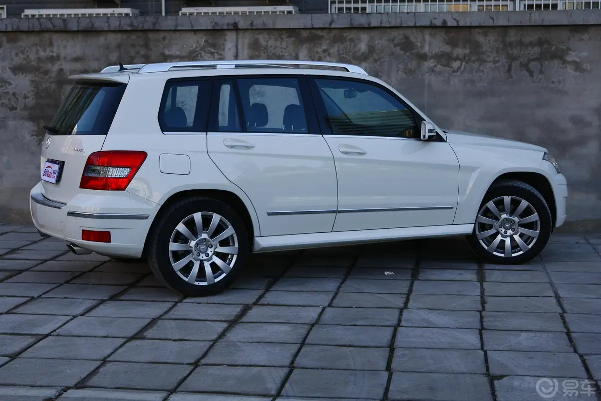 奔驰GLK级(进口)GLK 300 4MATIC 豪华型外观