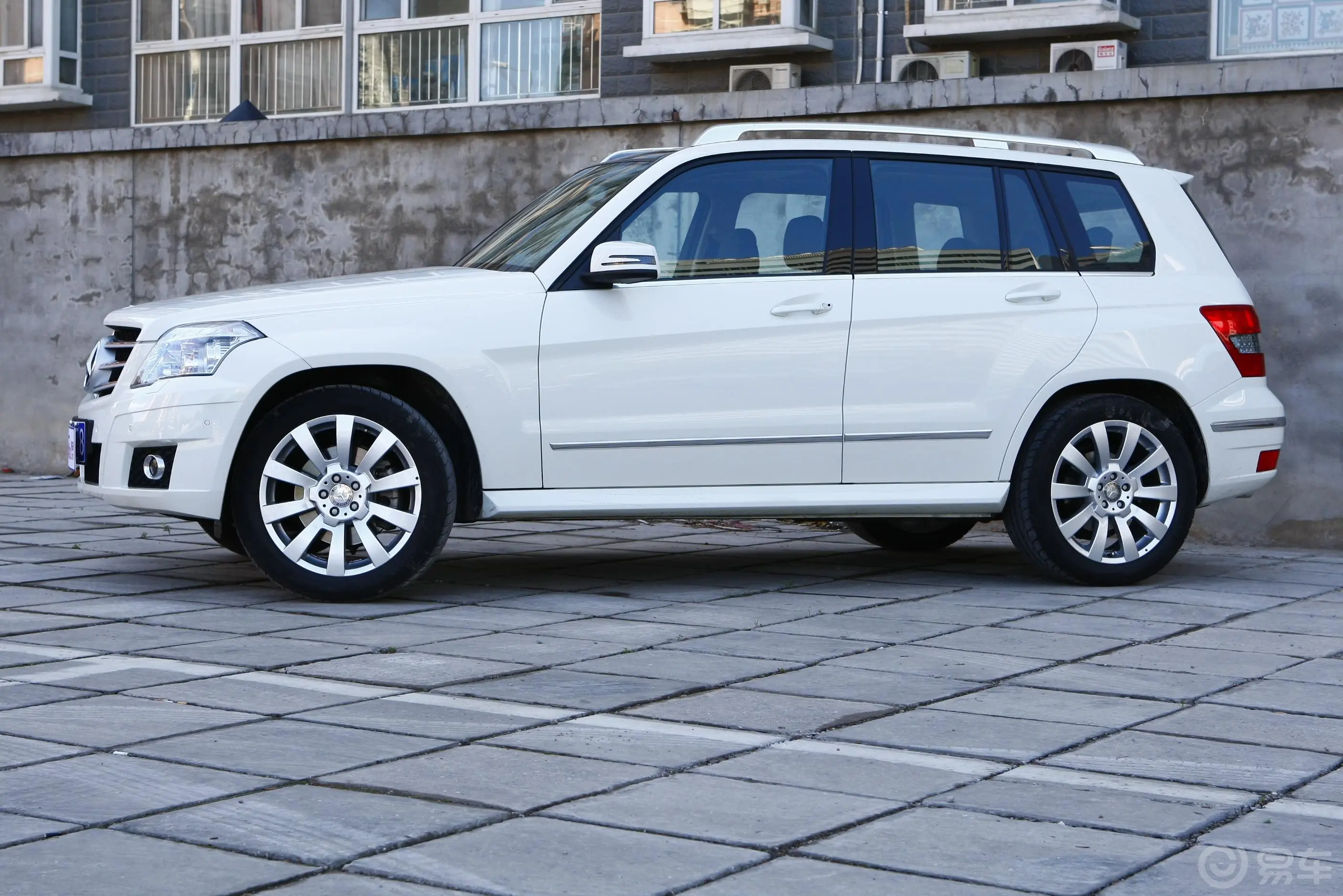 奔驰GLK级(进口)GLK 300 4MATIC 豪华型外观