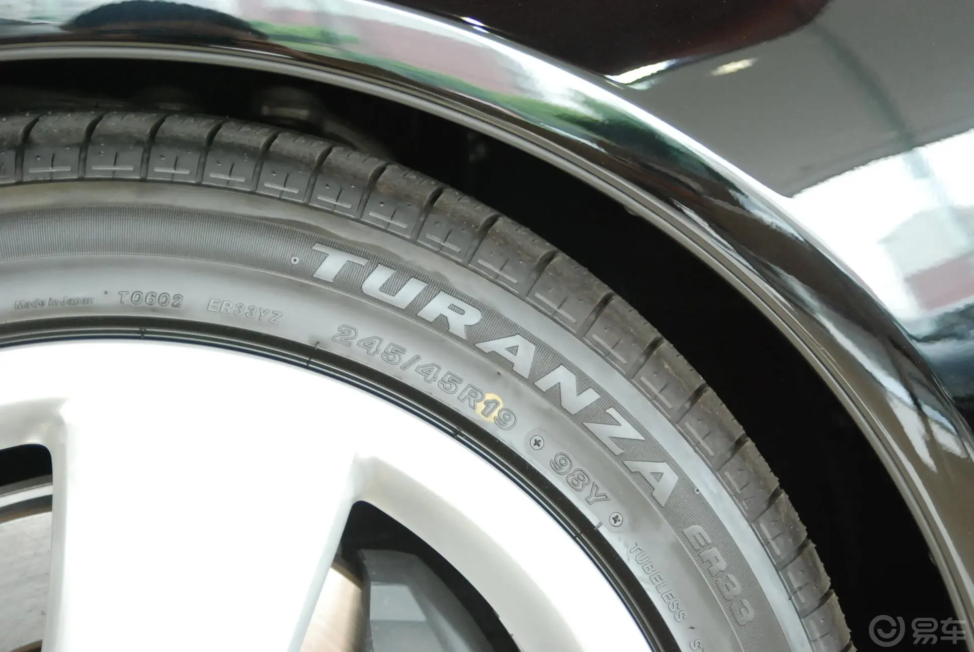 雷克萨斯LS460L轮胎规格