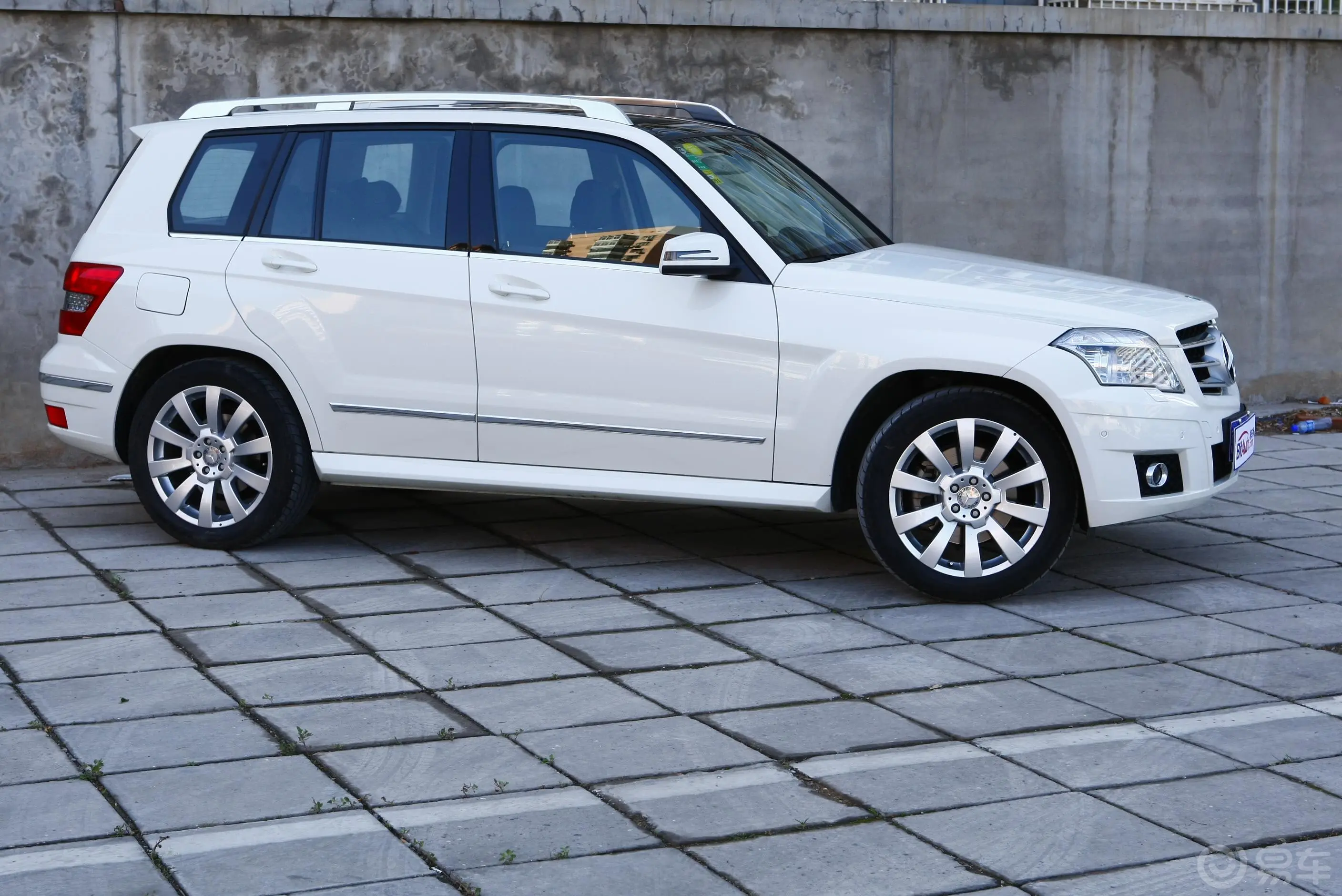 奔驰GLK级(进口)GLK 300 4MATIC 豪华型外观