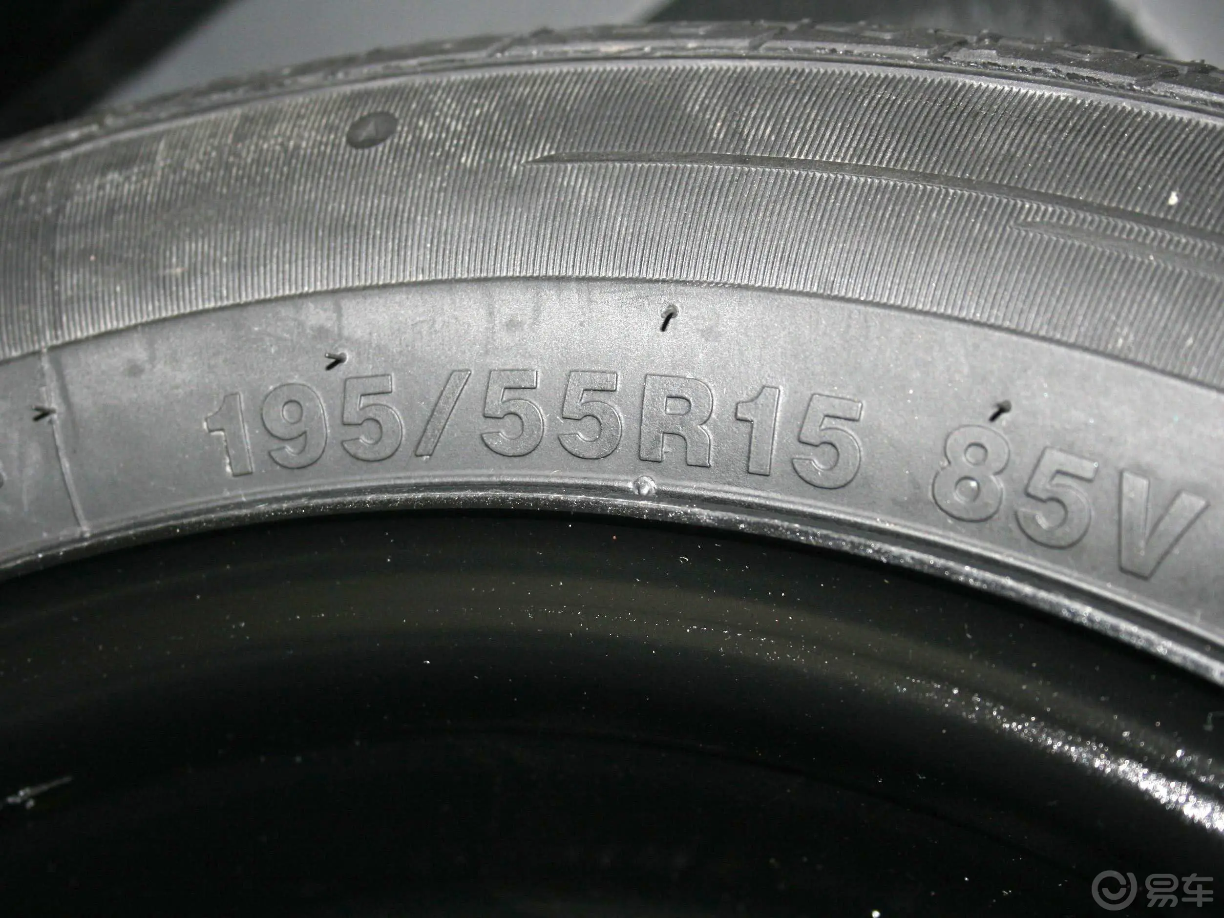 奇瑞A5超值版 1.5—MT 标准型轮胎规格