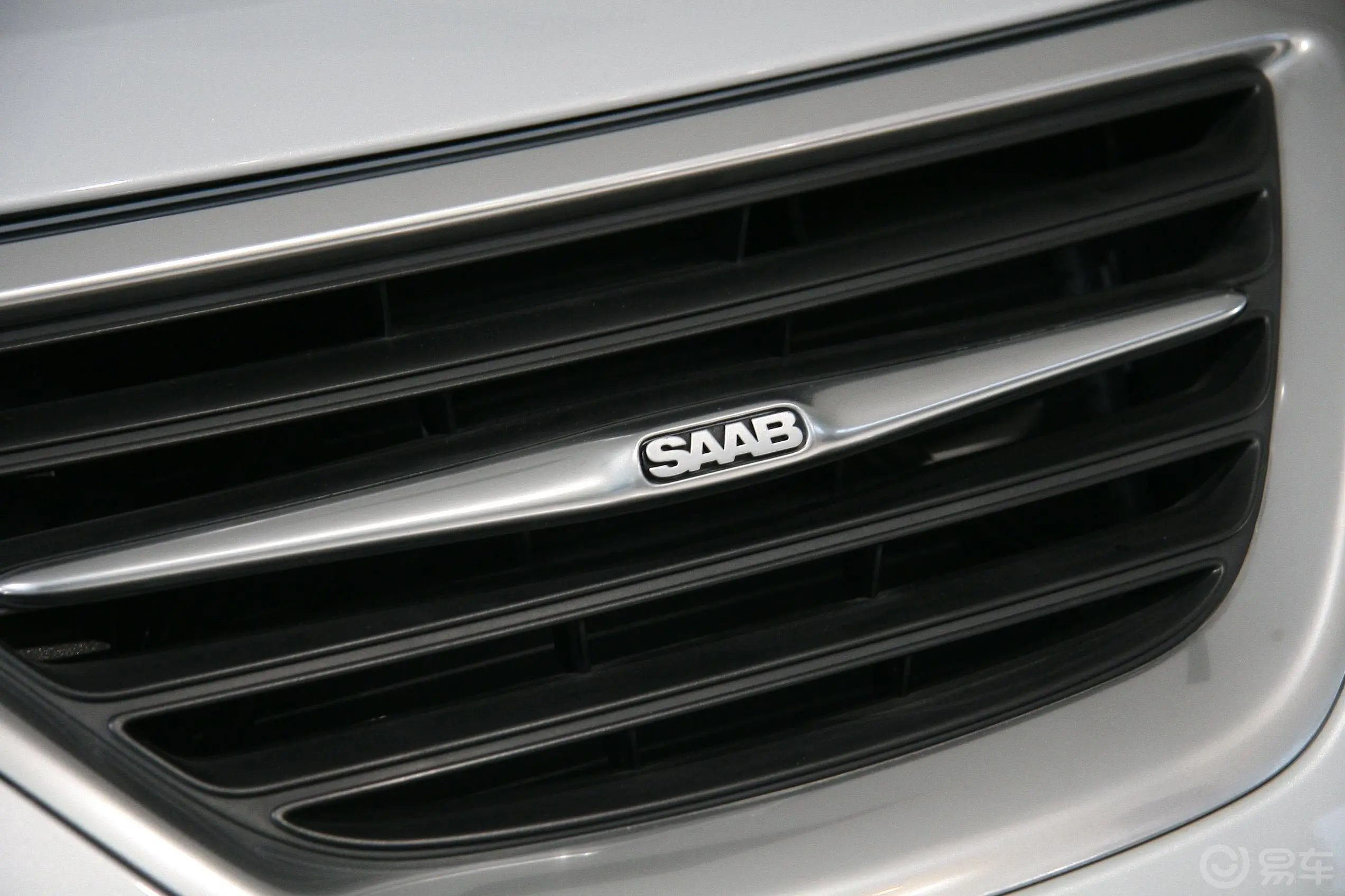 Saab 9-3Aero 2.8TS运动轿车外观