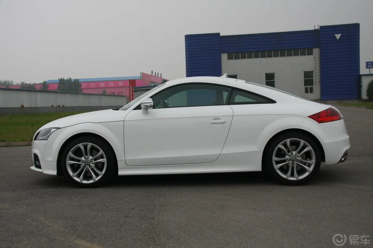 奥迪TTTTS Coupe 2.0 TFSI quattro S tronic外观