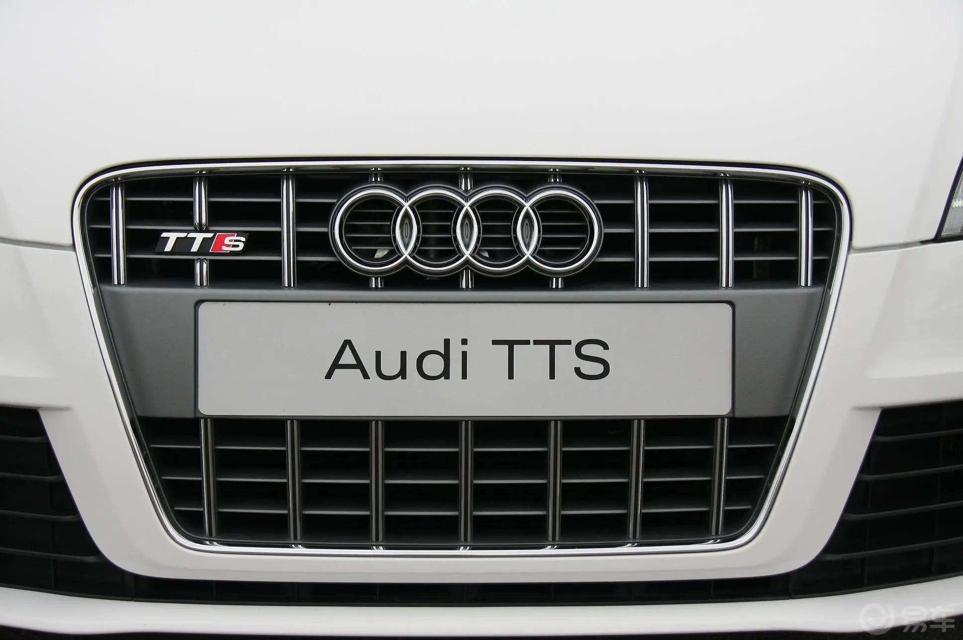 奥迪TTTTS Coupe 2.0 TFSI quattro S tronic外观