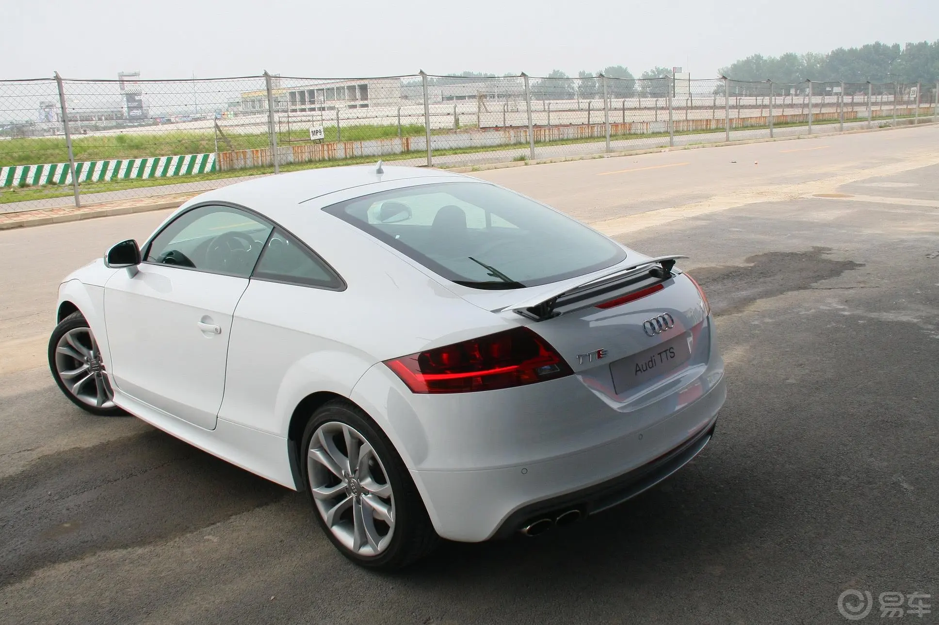 奥迪TTTTS Coupe 2.0 TFSI quattro S tronic外观