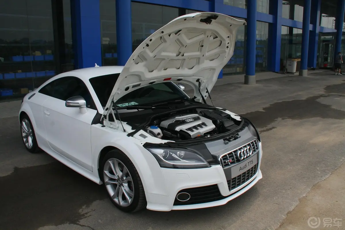 奥迪TTTTS Coupe 2.0 TFSI quattro S tronic外观