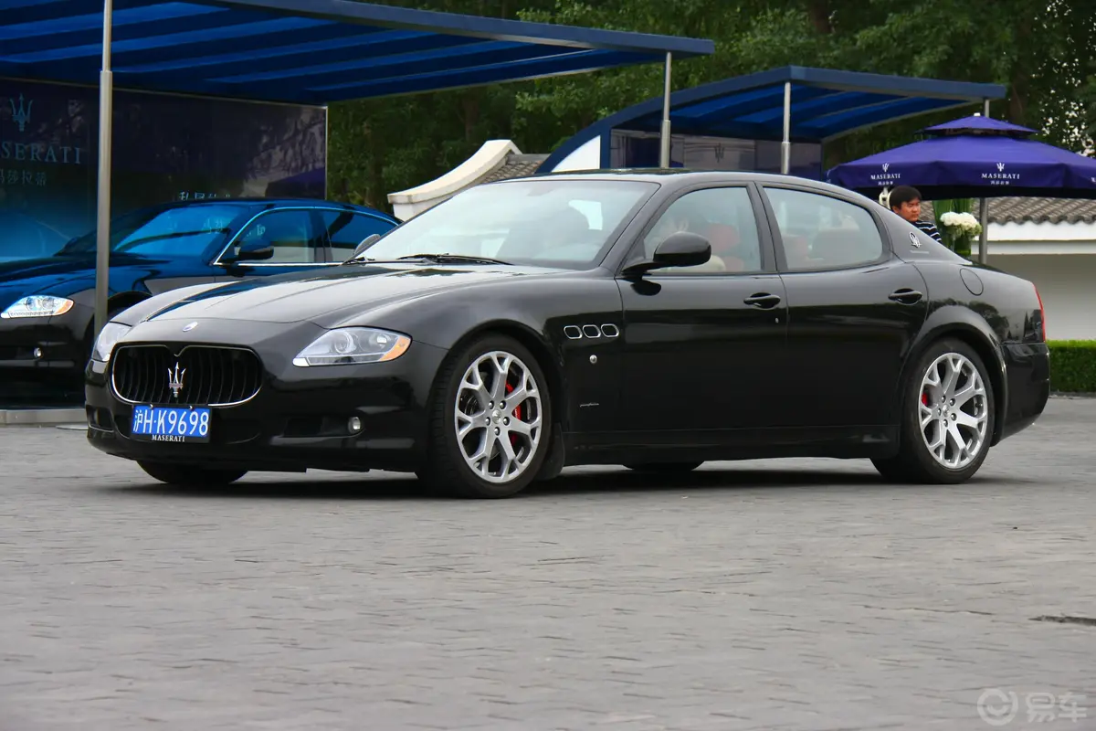 Quattroporte4.7 运动版外观