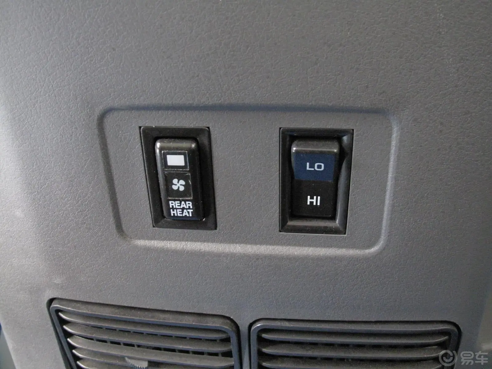 陆霸S100T 3400后座空调控制键