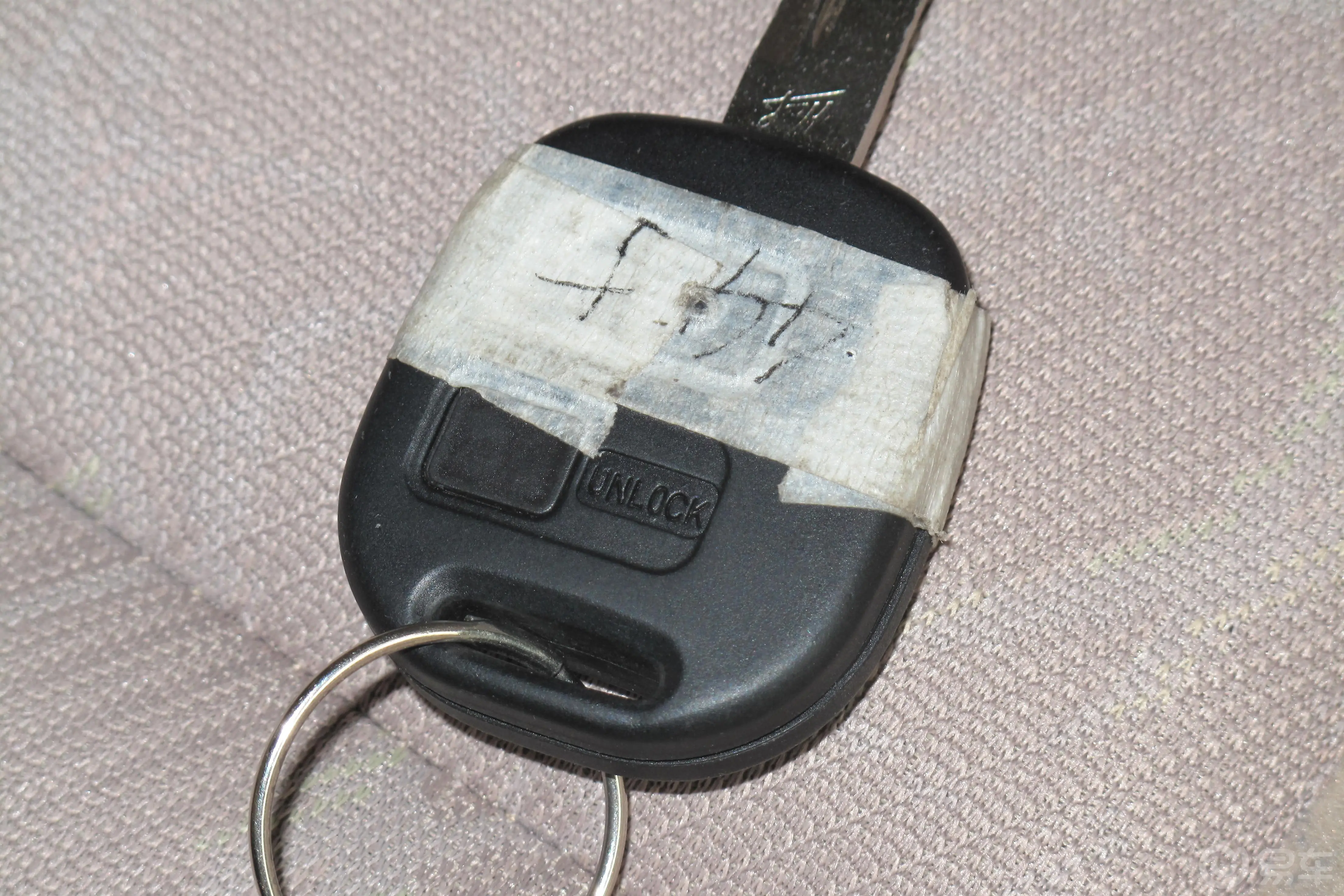 威乐新Vela1.5L 手动豪华型(国Ⅳ)钥匙（背面，按键）