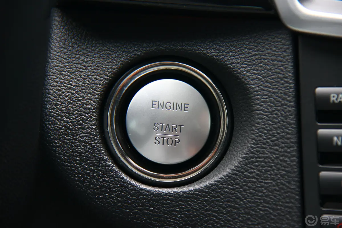 奔驰E级(进口)E 300 优雅型无钥匙进入启动键