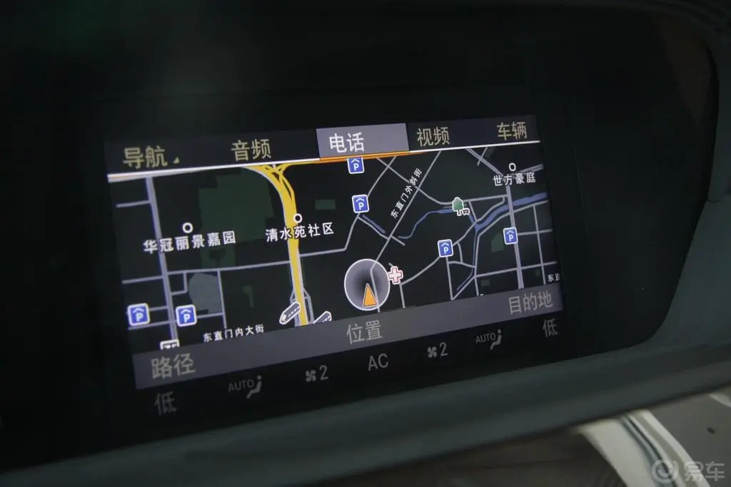 奔驰S级S 300 L 尊贵型中控台DVD屏幕导航界面