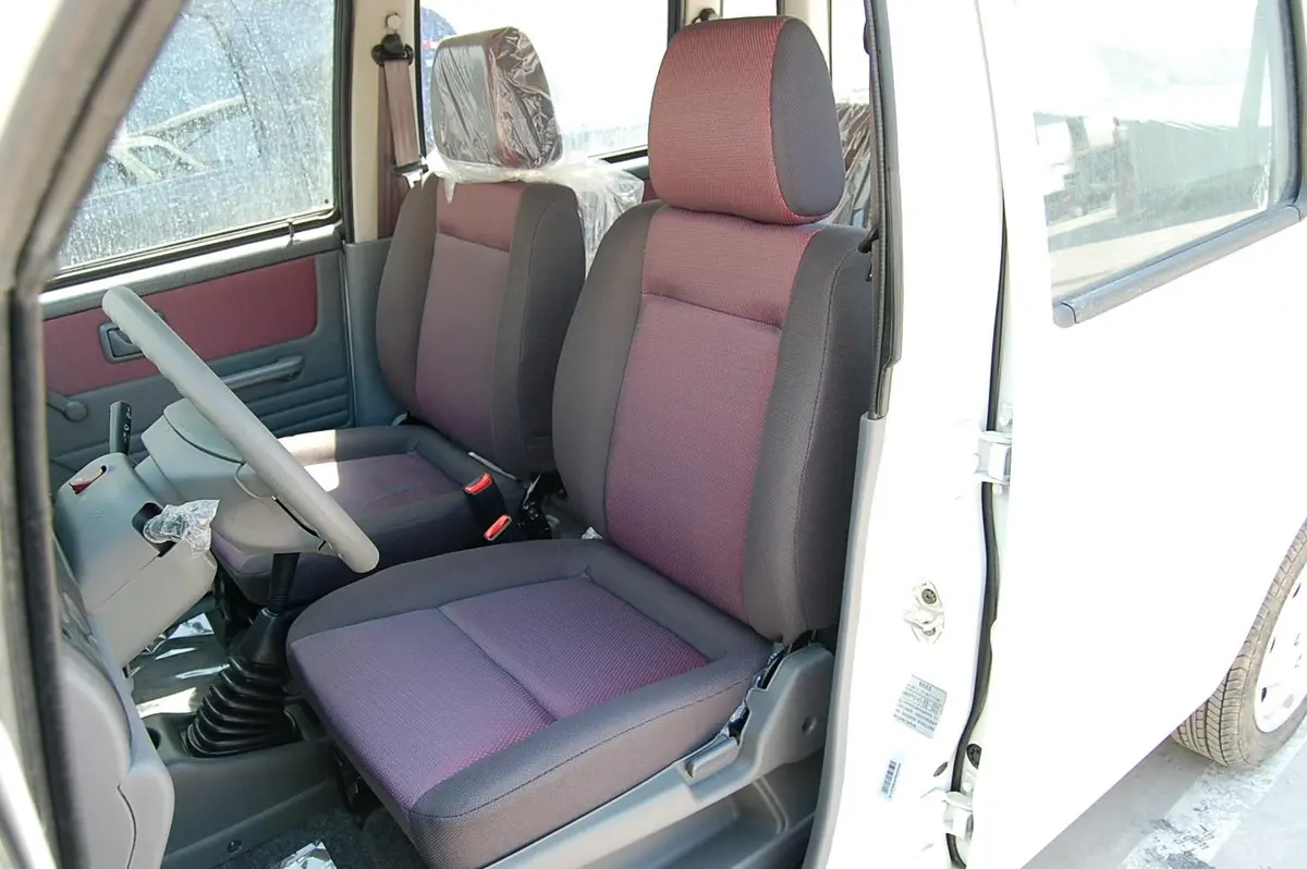 北斗星1.4L系列 CH7140 豪华驾驶员座椅