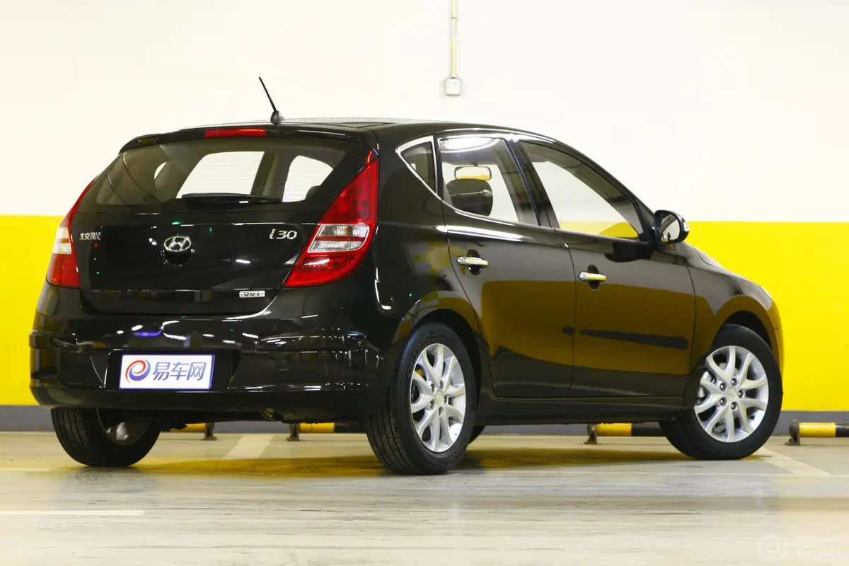 现代i301.6L 自动豪享型外观