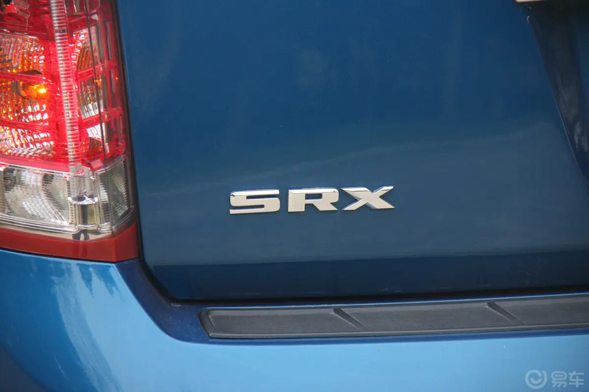 凯迪拉克SRX3.0L 旗舰型外观