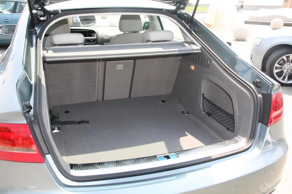 奥迪A5Sportback 2.0T 舒适型空间