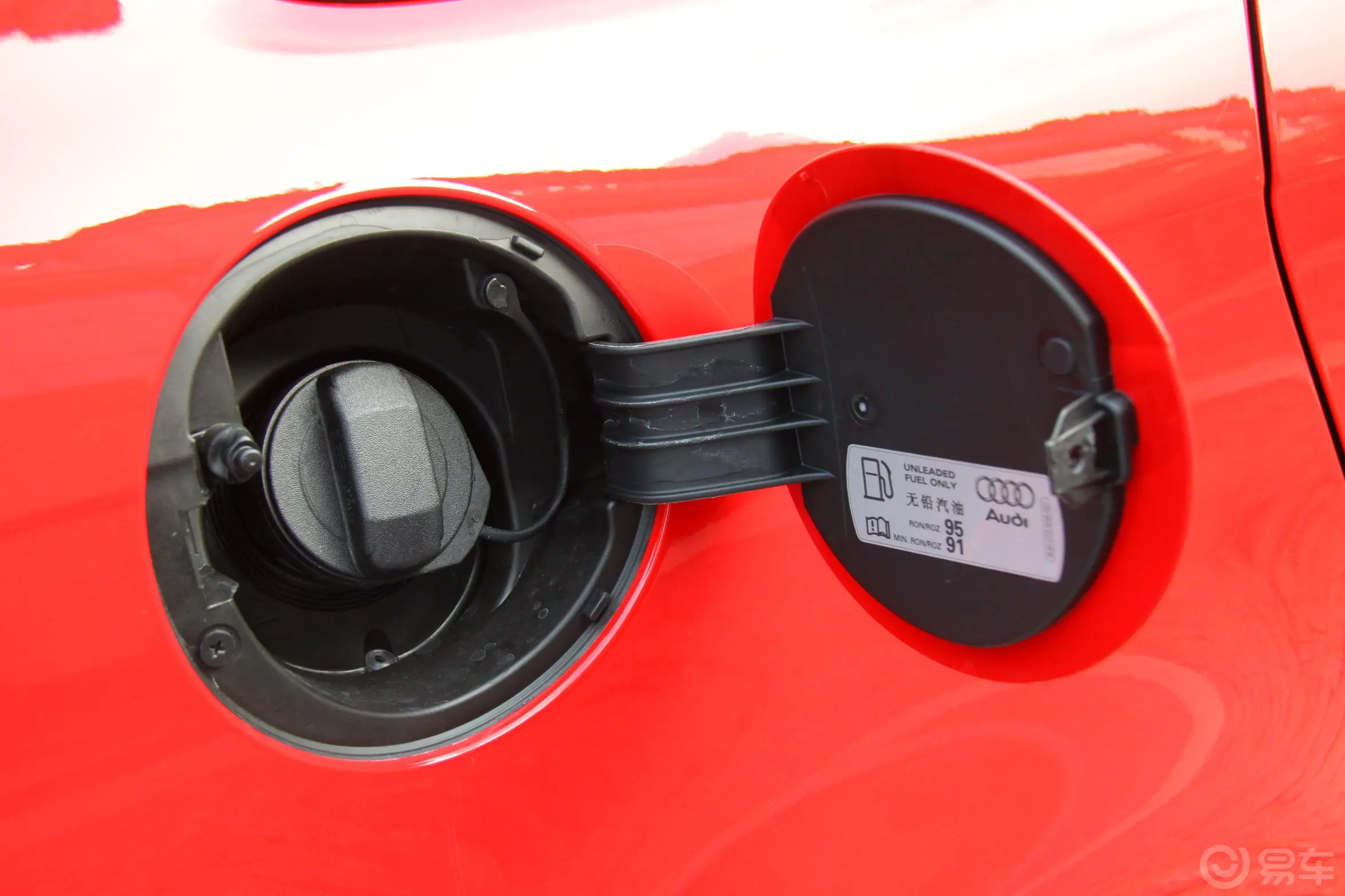 奥迪A3(进口)Sportback 1.4T 舒适型油箱盖