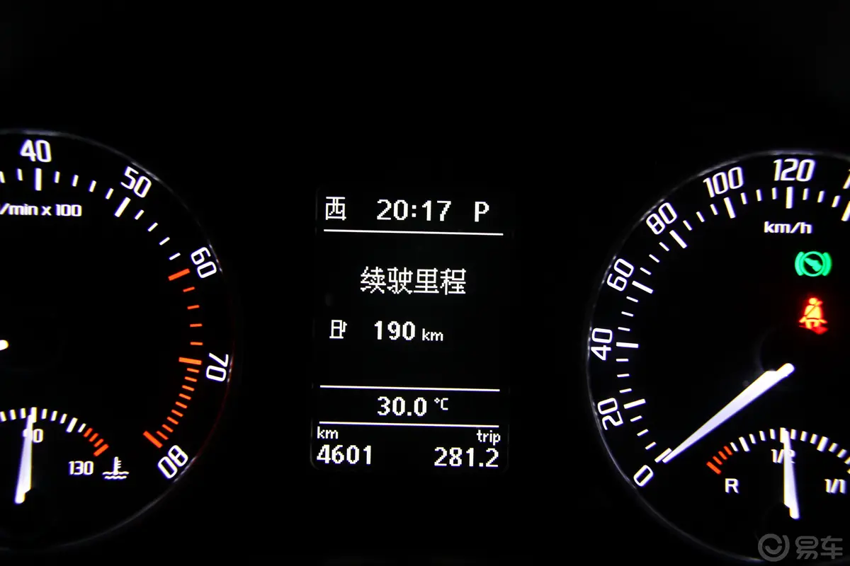 明锐1.4TSI 双离合器手自动一体 逸俊版内饰