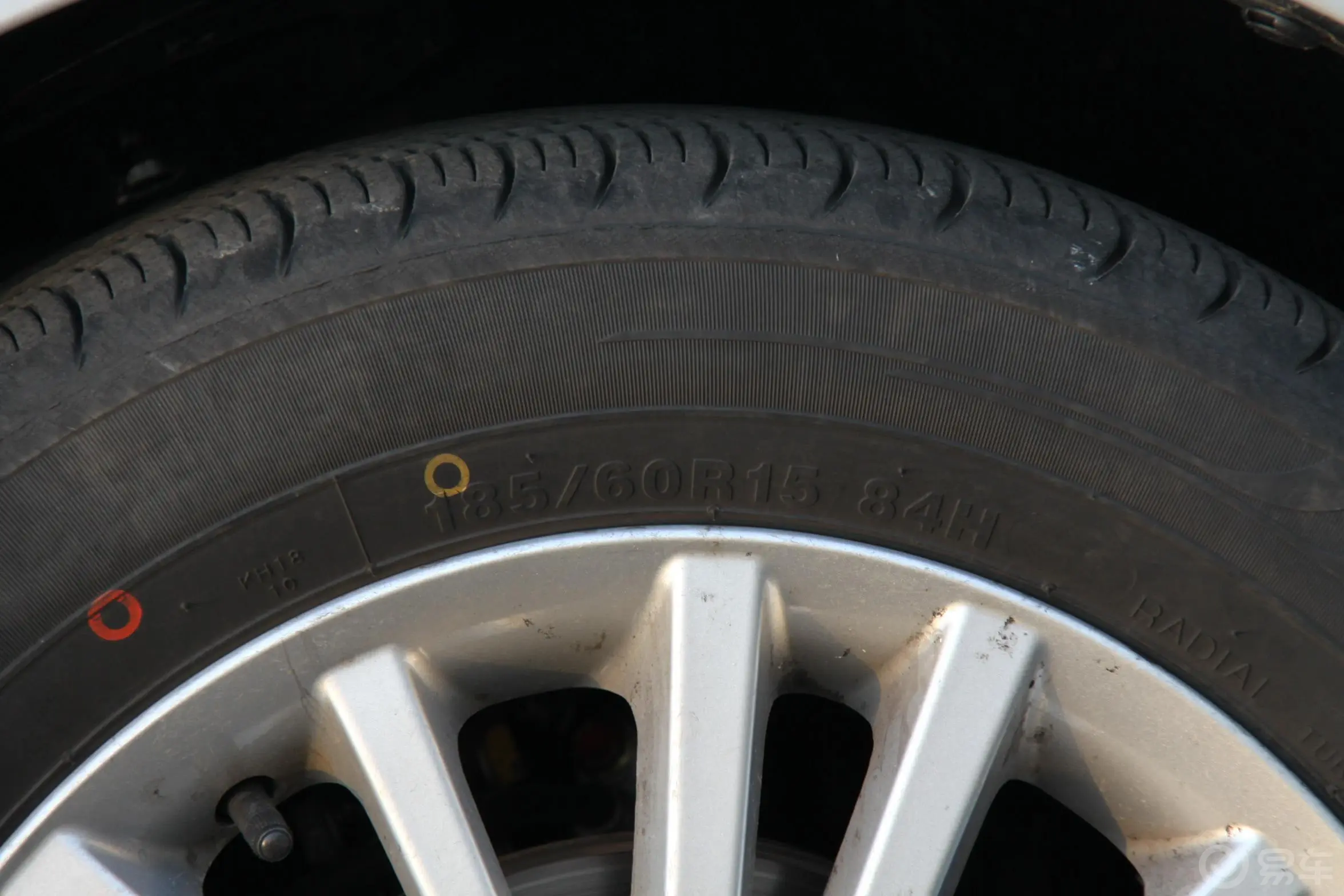 雨燕1.5L 自动 运动版轮胎规格