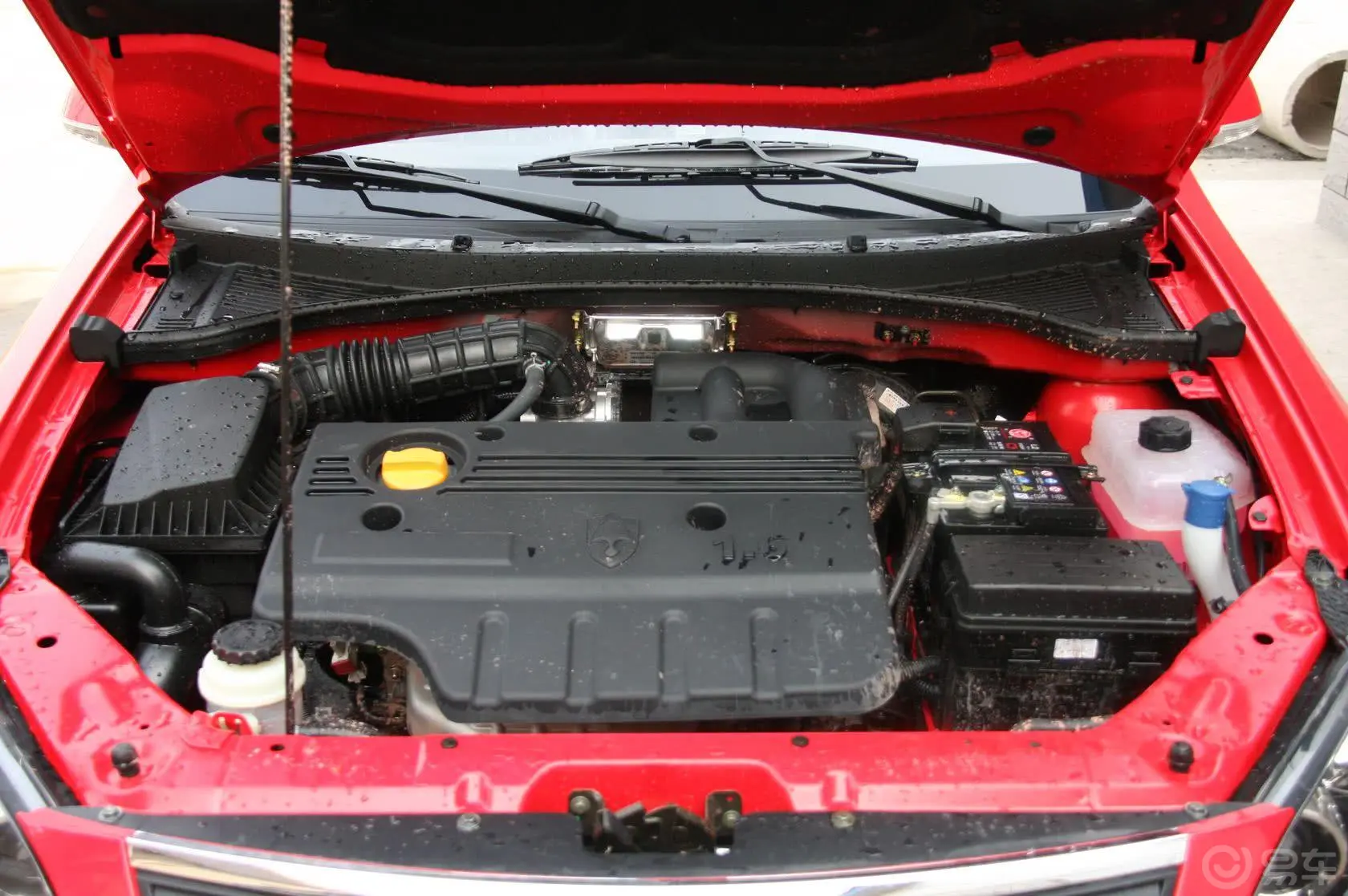 长安CX30三厢 1.6L 手动 标准型发动机