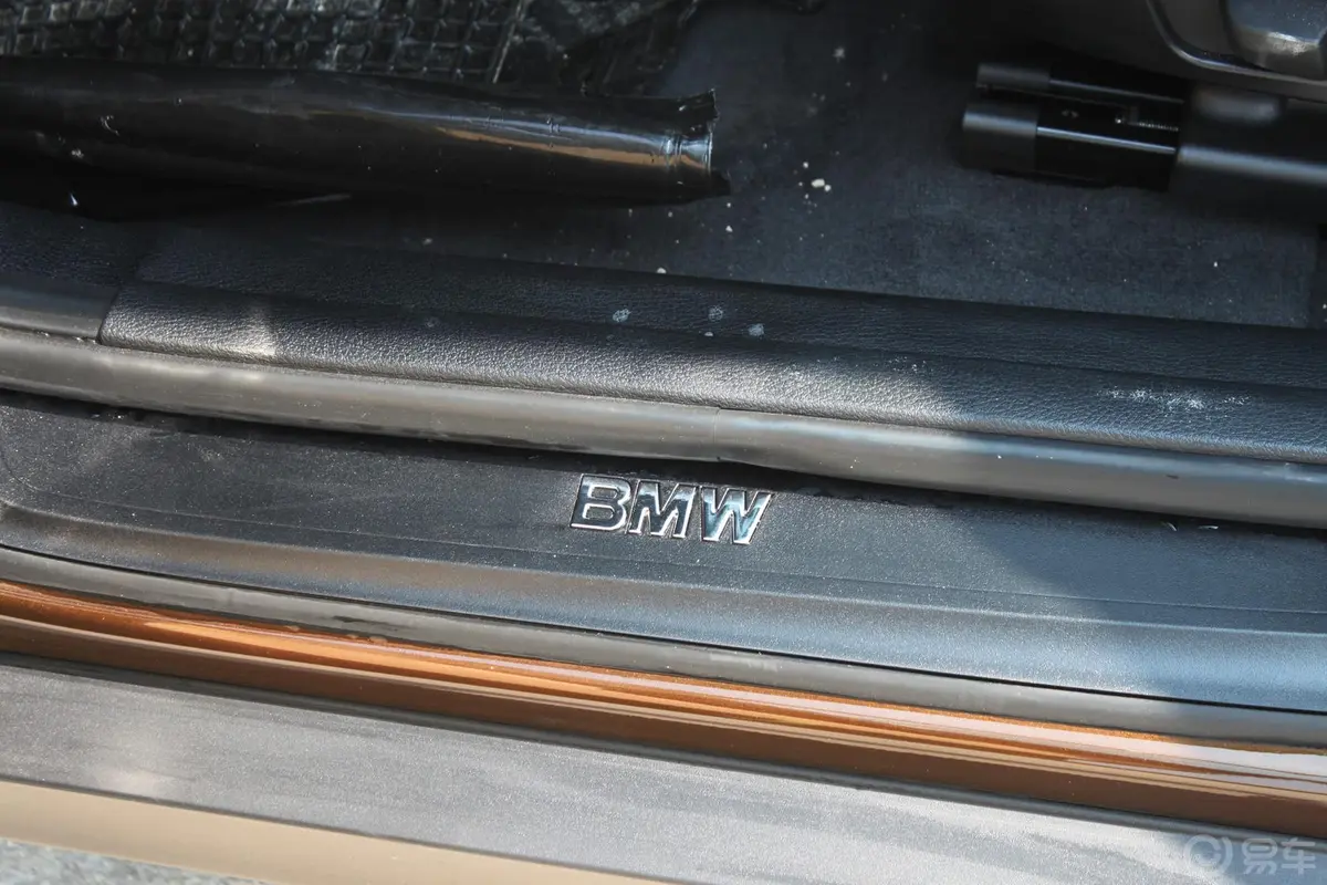 宝马X1(进口)sDrive 18i 豪华型内饰