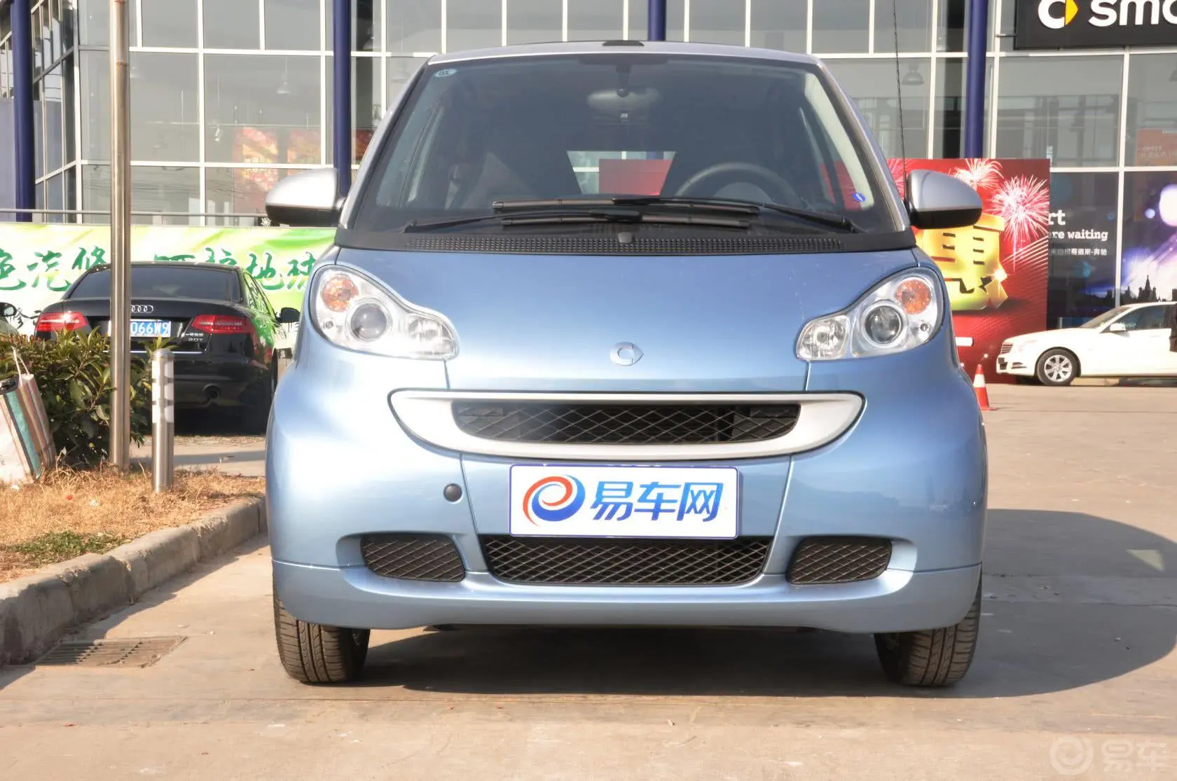 smart fortwo52kw mhd 敞篷 激情版外观