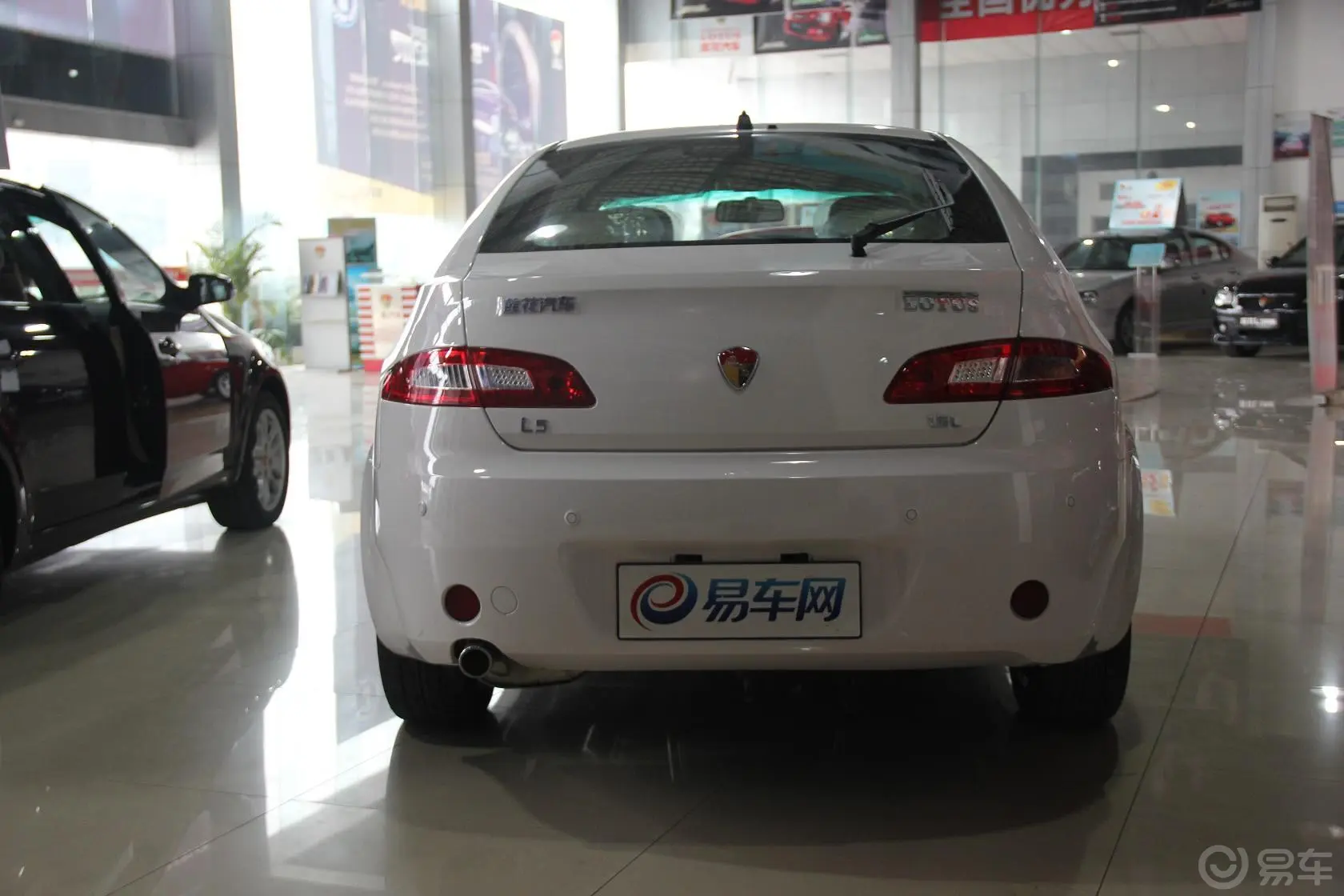 莲花L5Sportback 1.6L 自动 风尚版外观