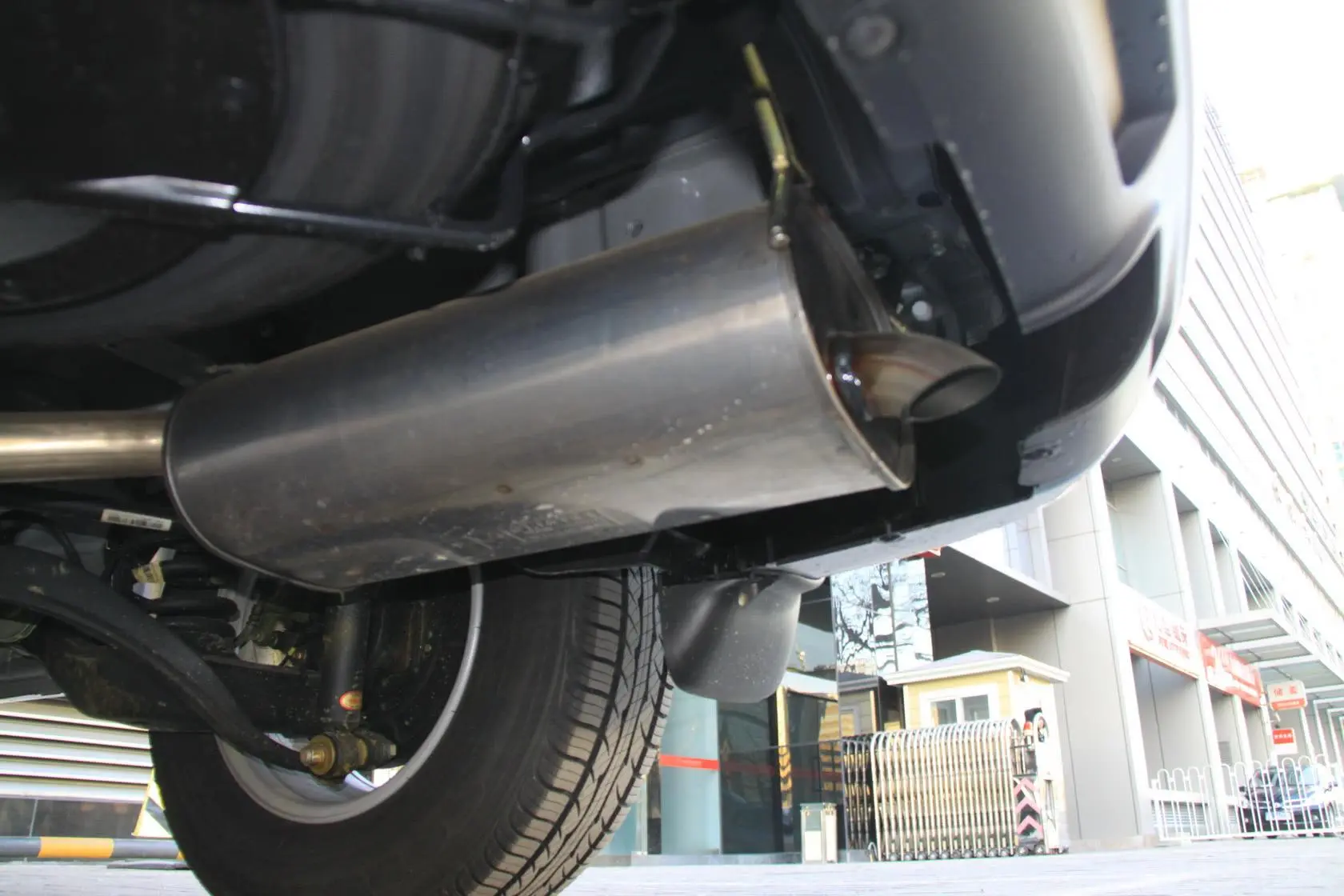 经典圣达菲1.8T 自动 尊贵型 汽油排气管（排气管装饰罩）