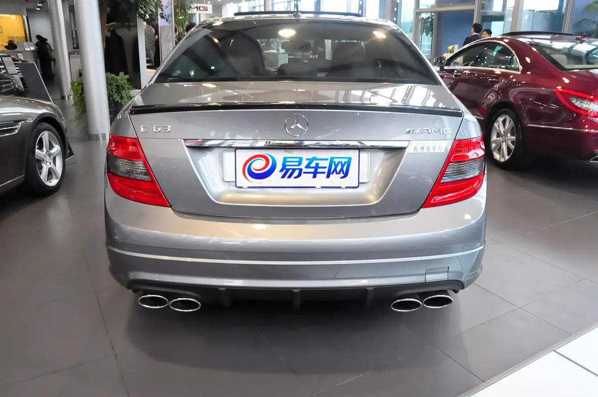 奔驰C级 AMGC 63 AMG 高性能版外观