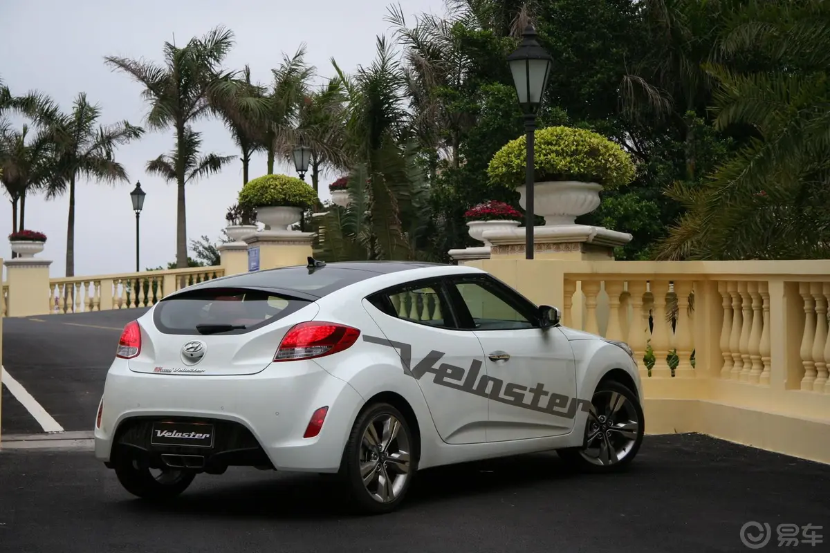 Veloster飞思1.6L 自动 旗舰版外观