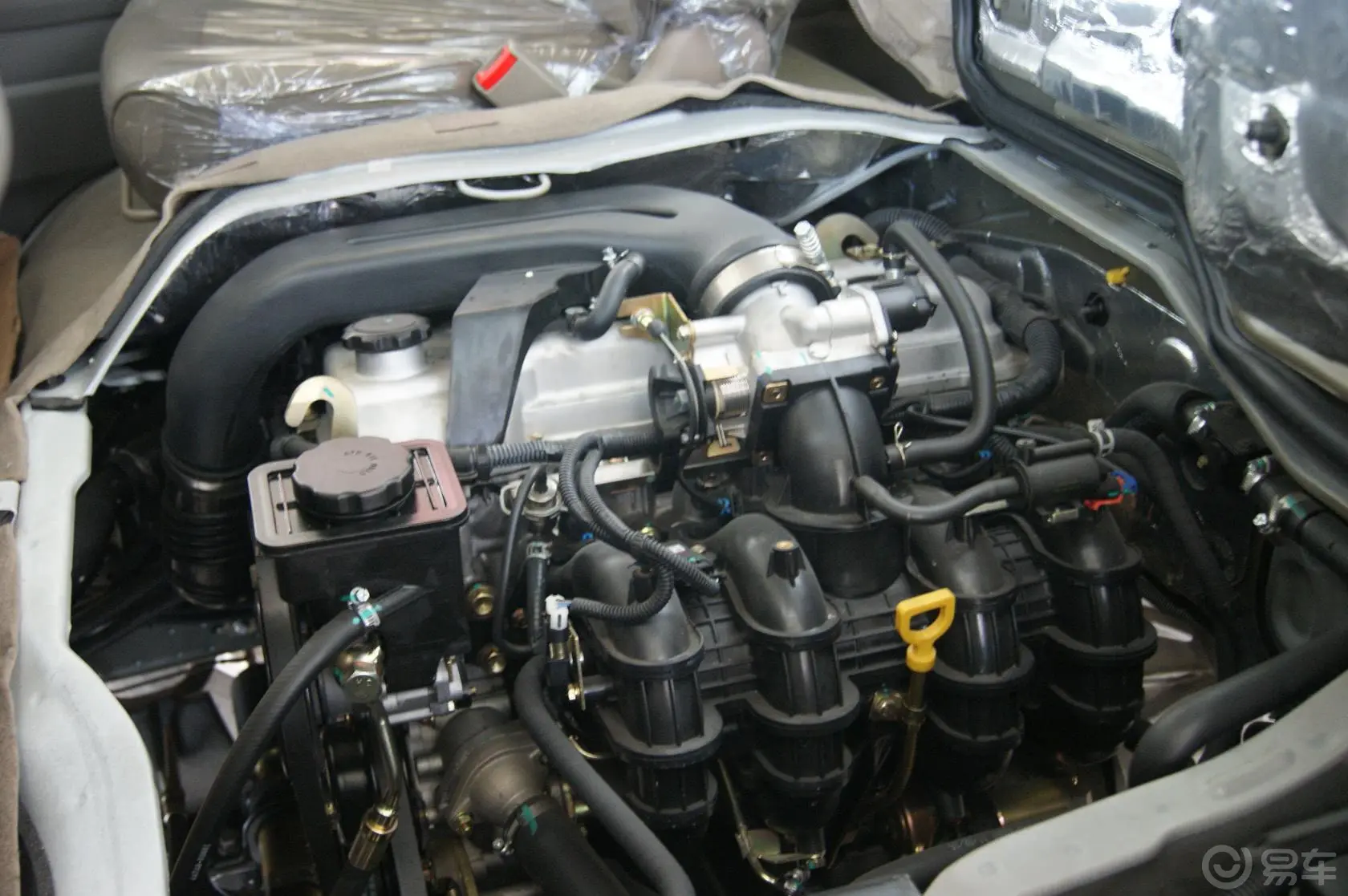 九龙商务车A5 HKL6540E4 汽油 豪华型-1发动机