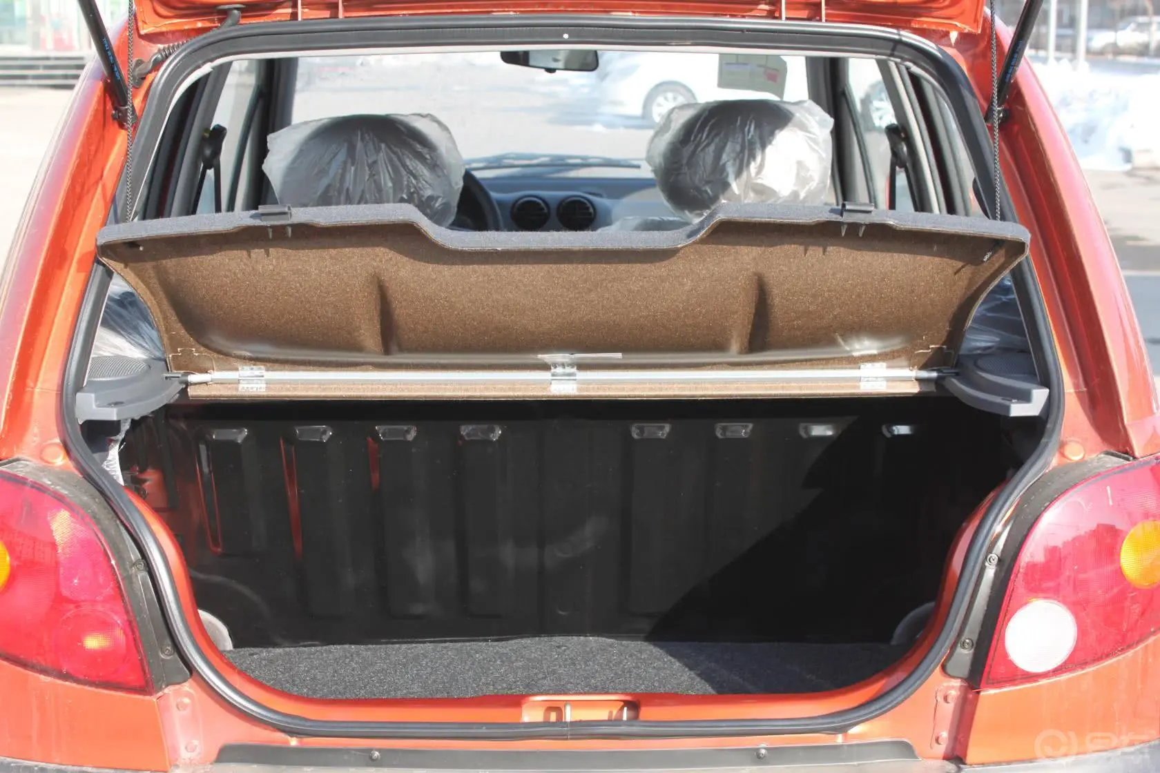 乐驰P—TEC 1.0MT 优越型行李箱空间