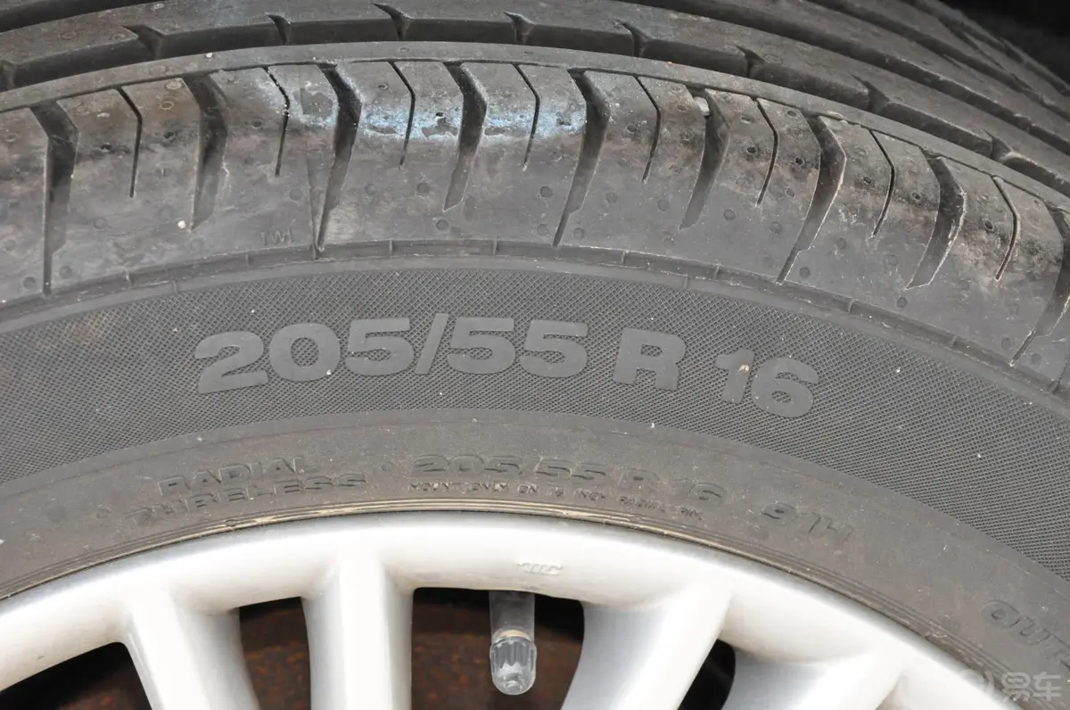 博悦1.4T—JET 120马力 自动  舒适版轮胎规格