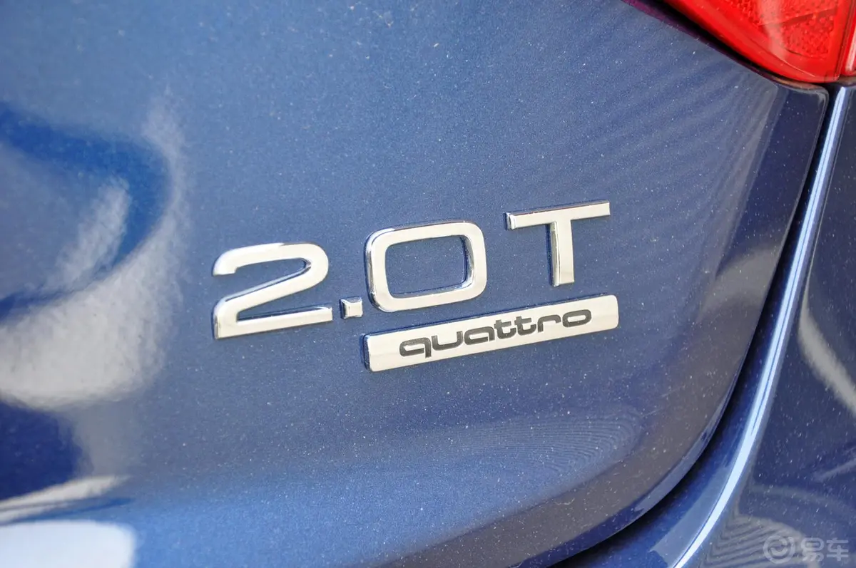 奥迪A5Sportback 2.0T 双离合 quattro尾标