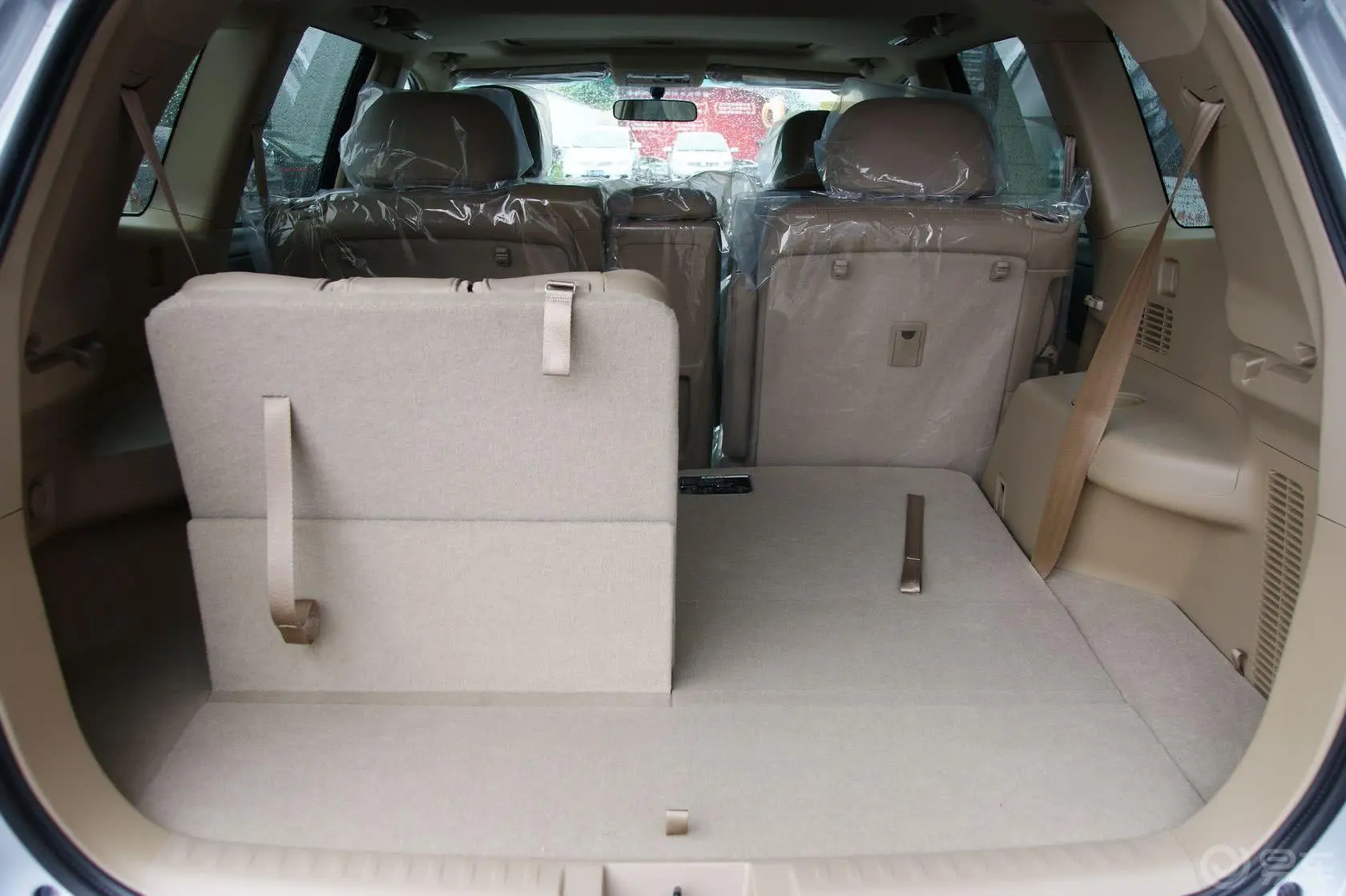 汉兰达2.7L 自动 两驱 豪华型 7座行李箱空间（后排右放倒）