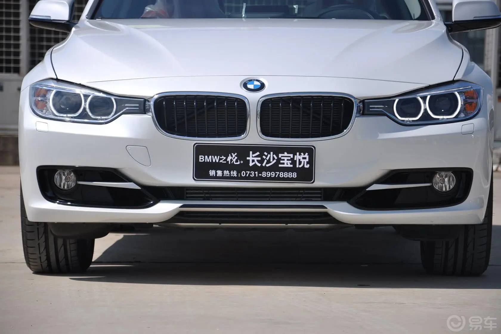 宝马3系(进口)320i 时尚型外观