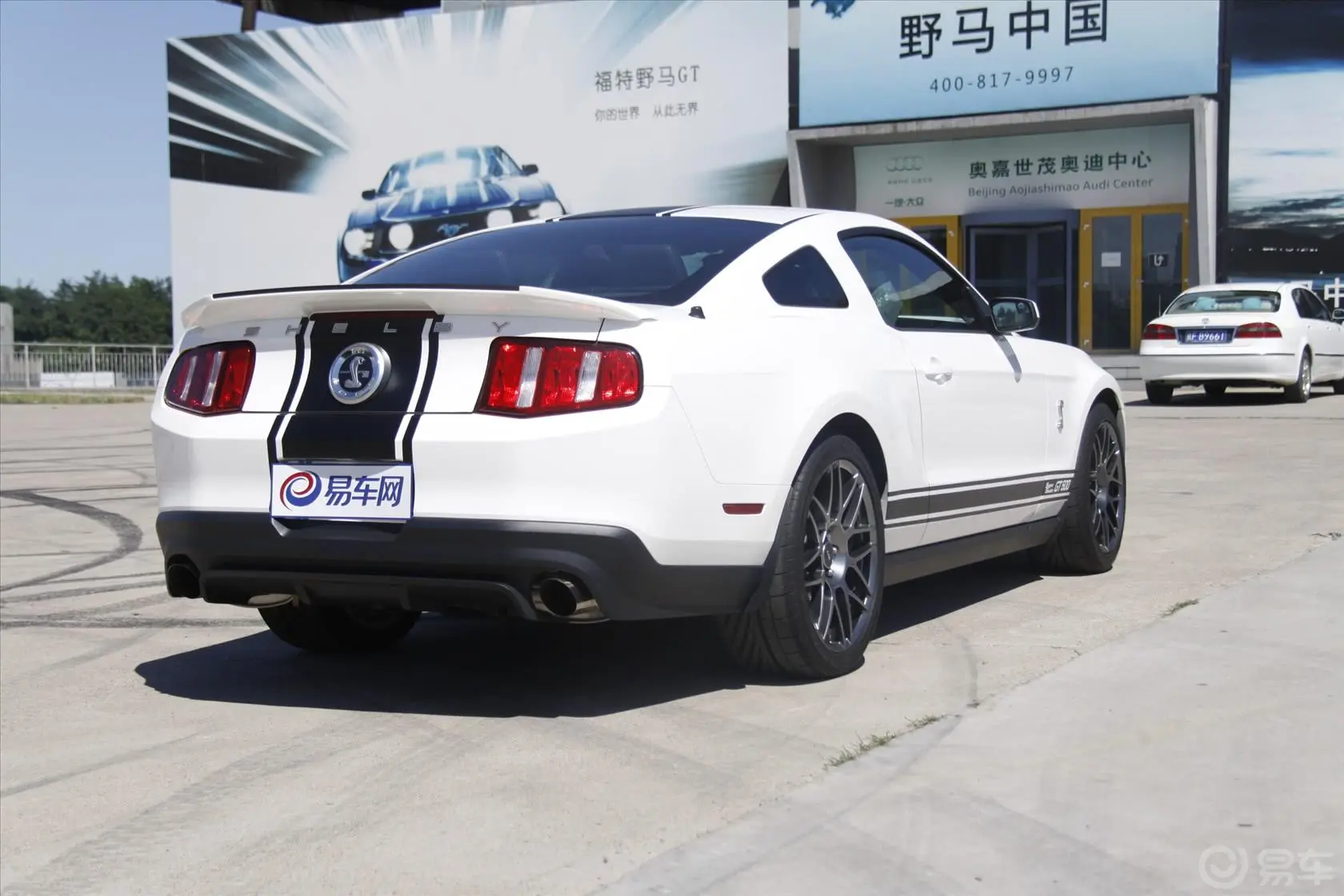 MustangShelby V8 5.4L 手动 豪华版 SVT改装侧后45度车头向右水平