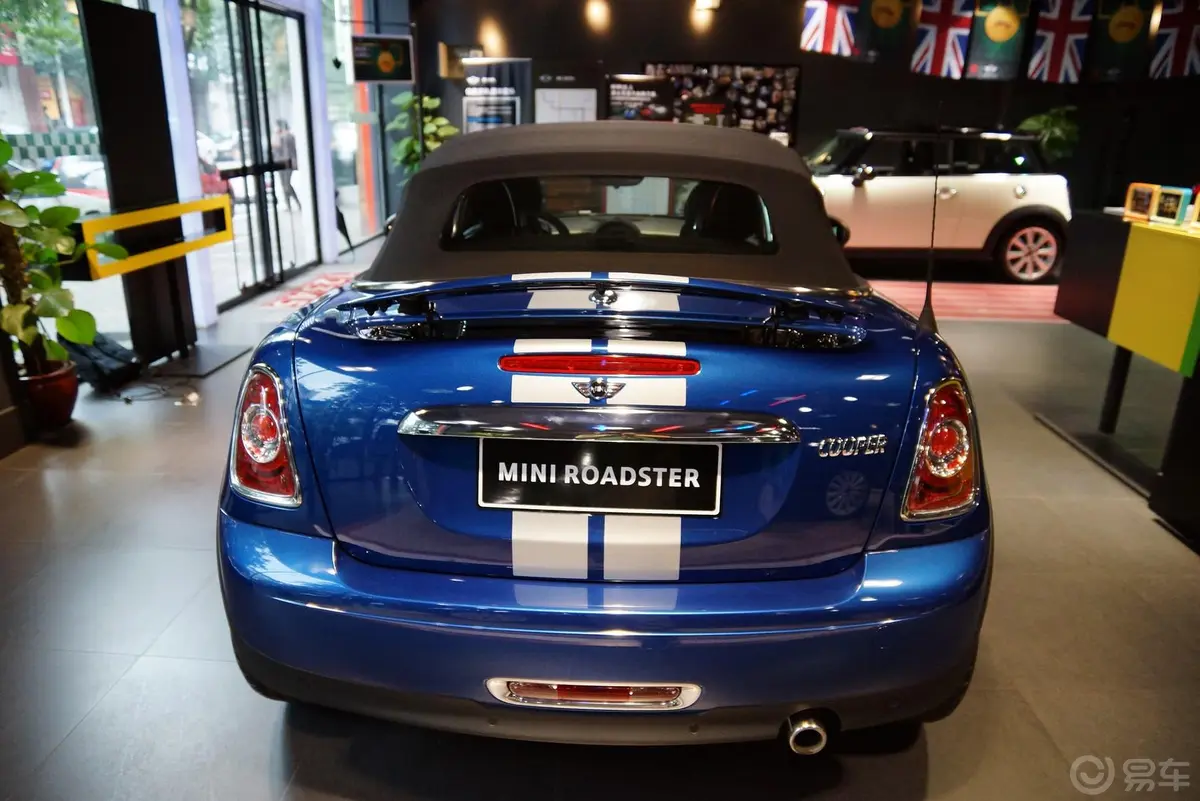 MINI ROADSTERCOOPER 1.6L 自动外观