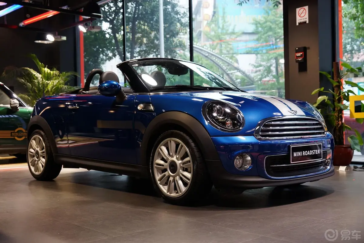 MINI ROADSTERCOOPER 1.6L 自动外观