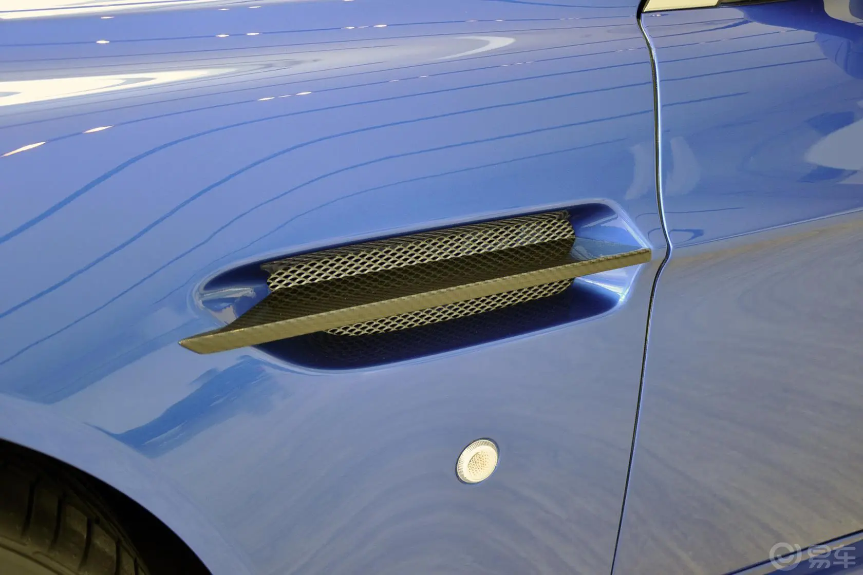 V8 VantageS 4.7L Coupe侧进气口（含装饰性进气口）