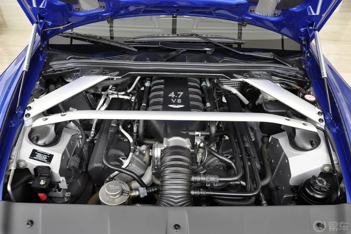 V8 VantageS 4.7L Coupe内饰